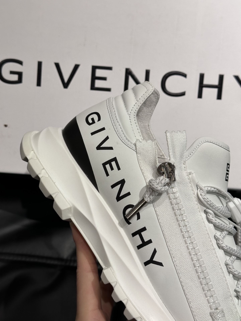 Givenchy Sneakers